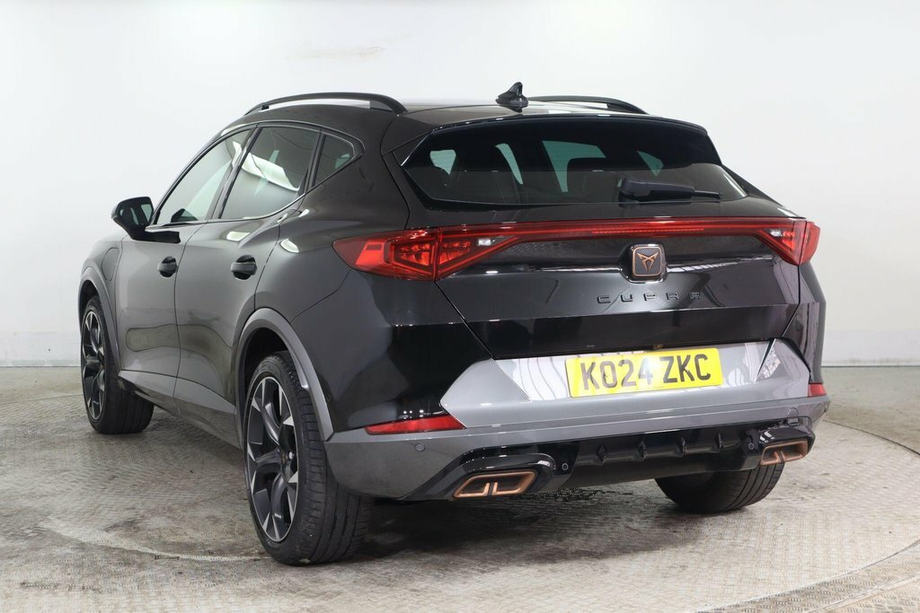 Cupra Formentor 1.4L V2 Black #4