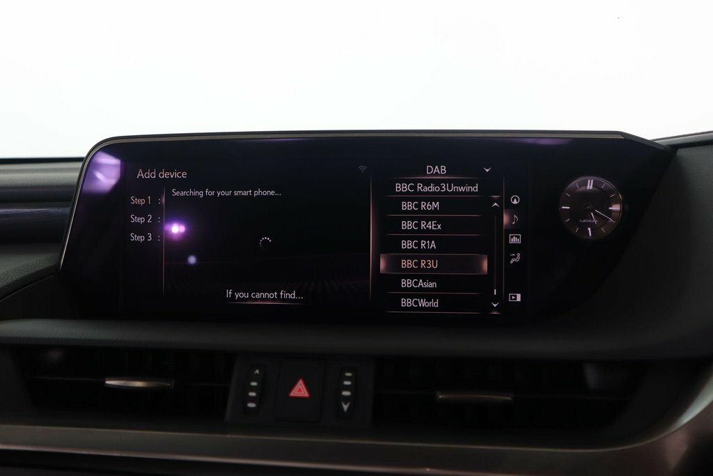 Lexus ES 300H 2.5 Cvt Premium Edition White #42