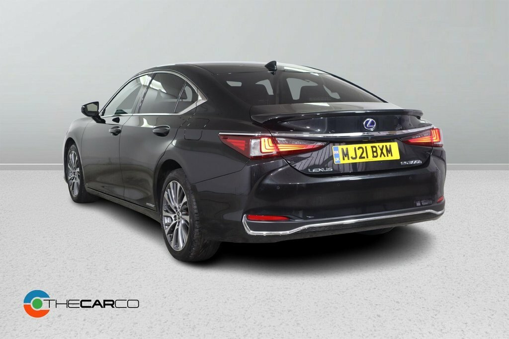 Lexus ES 300H 2.5 Cvt Premium Edition Black #9
