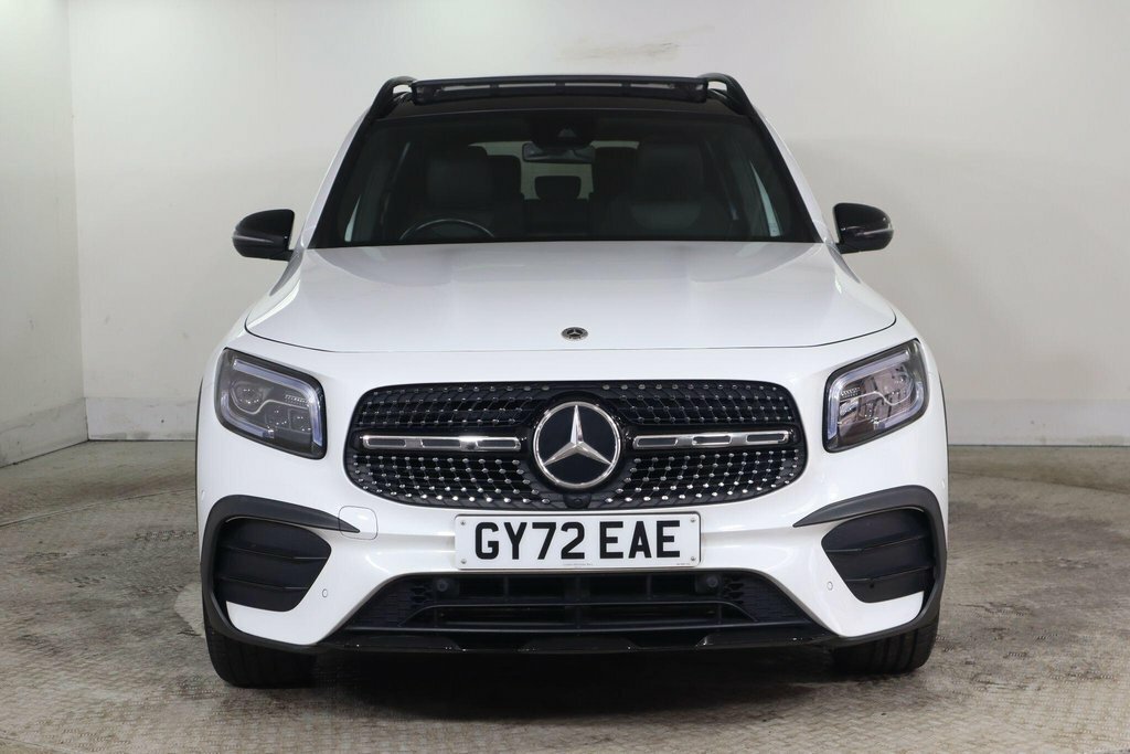 Mercedes-Benz GLB Class 1.3L Amg Line Night Edition White #2