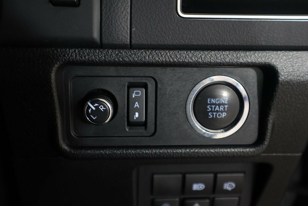 Toyota Land Cruiser Active White #28