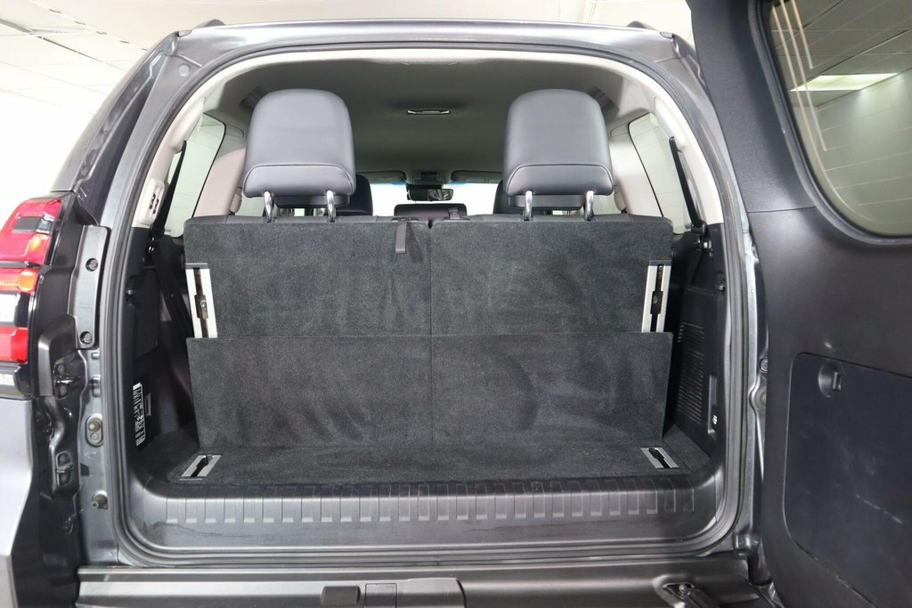 Toyota Land Cruiser Active White #51