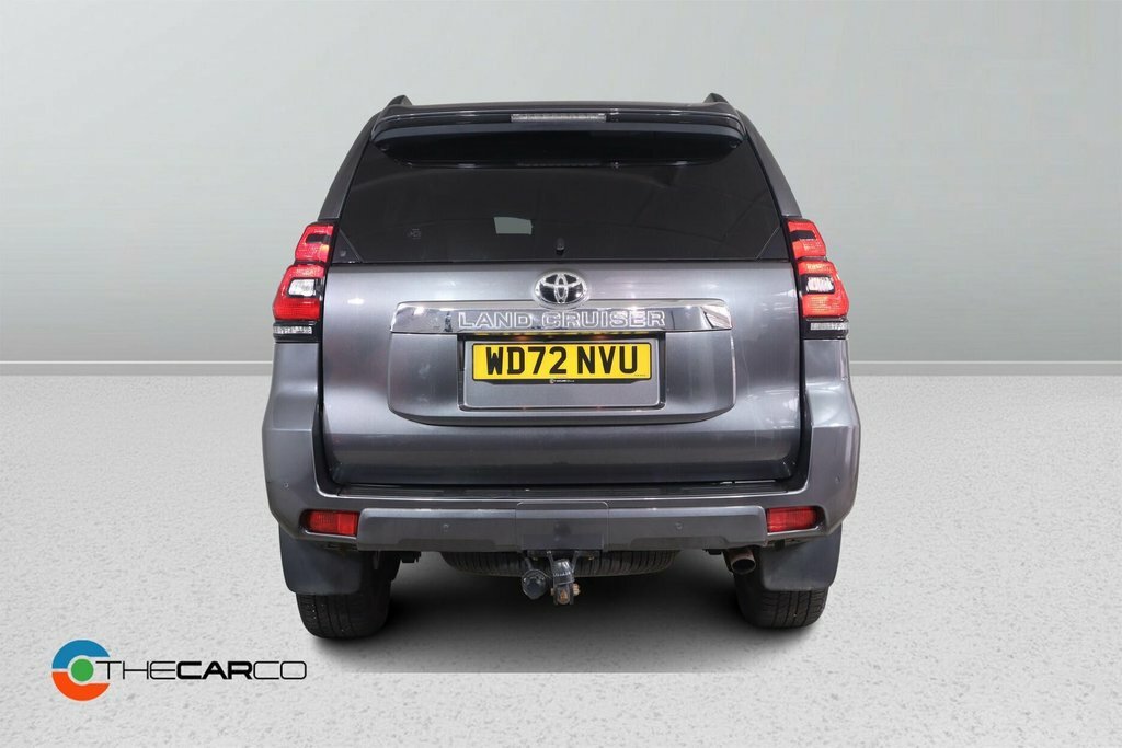 Toyota Land Cruiser Active White #7