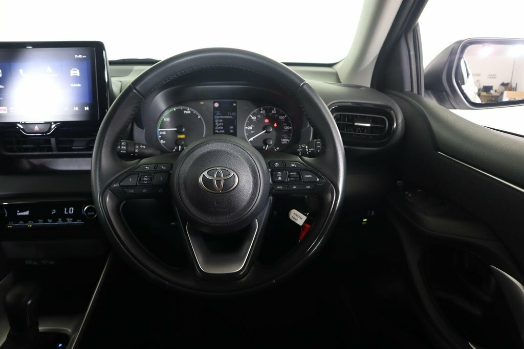 Toyota Yaris Excel  #34