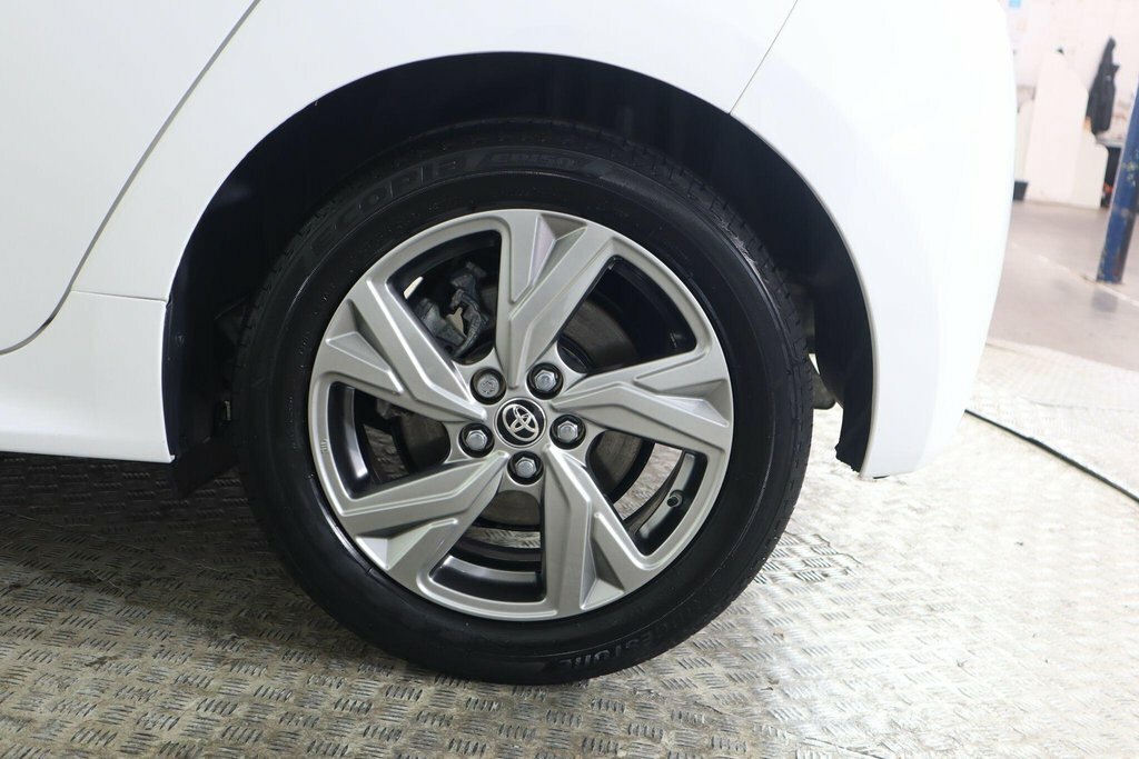 Toyota Yaris Excel  #23