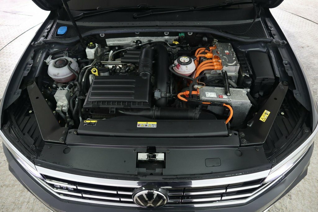 Volkswagen Passat 1.4L Gte Grey #22