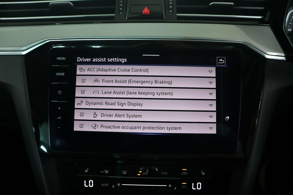 Volkswagen Passat 1.4L Gte Grey #37