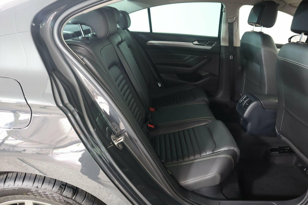 Volkswagen Passat 1.4L Gte Advance Grey #6