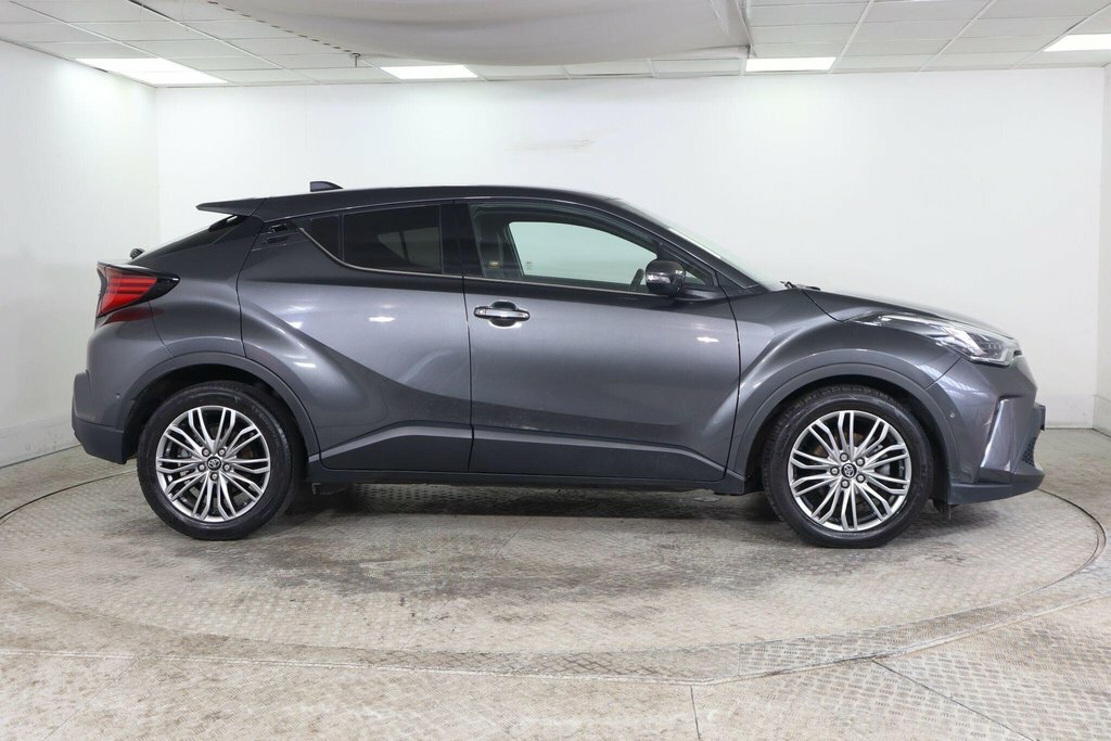 Toyota C-Hr Excel Purple #7