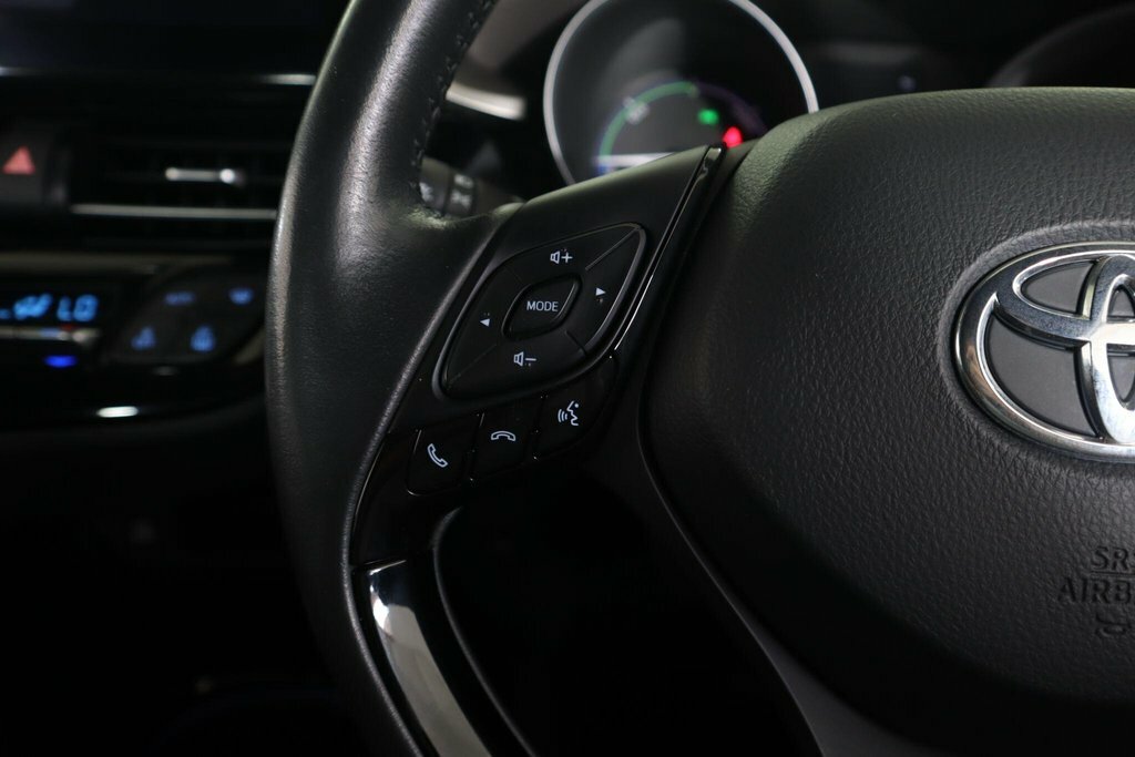 Toyota C-Hr Excel Purple #15