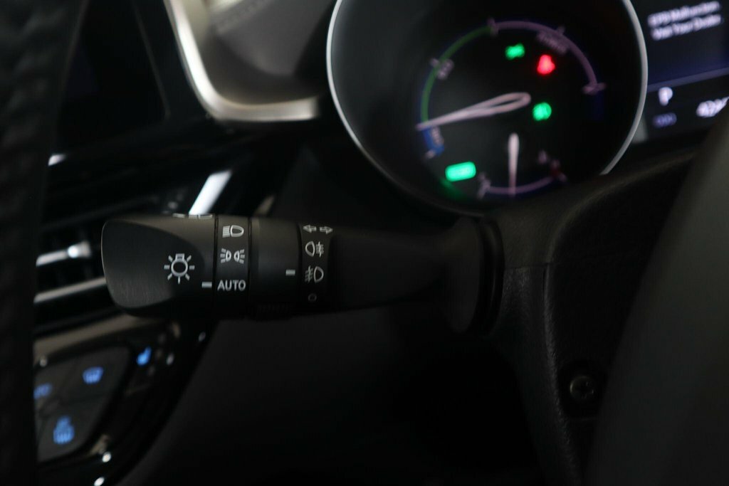 Toyota C-Hr Excel Purple #17