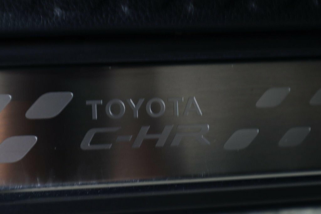 Toyota C-Hr Excel Purple #40