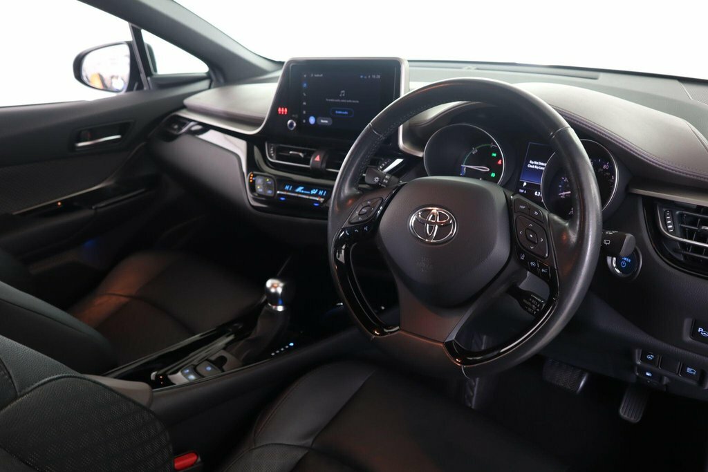 Toyota C-Hr Excel Purple #9