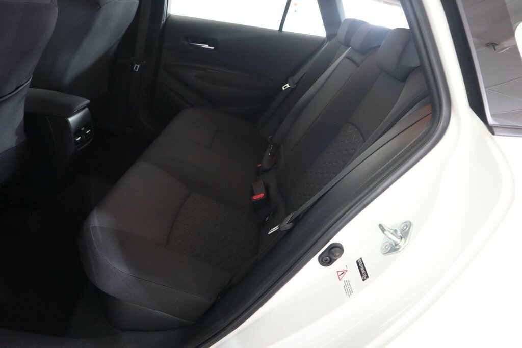 Toyota Corolla 1.8L Icon Tech White #13