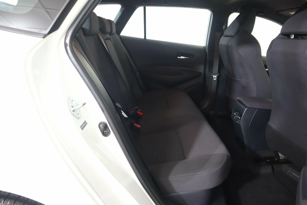 Toyota Corolla 1.8L Icon Tech White #12