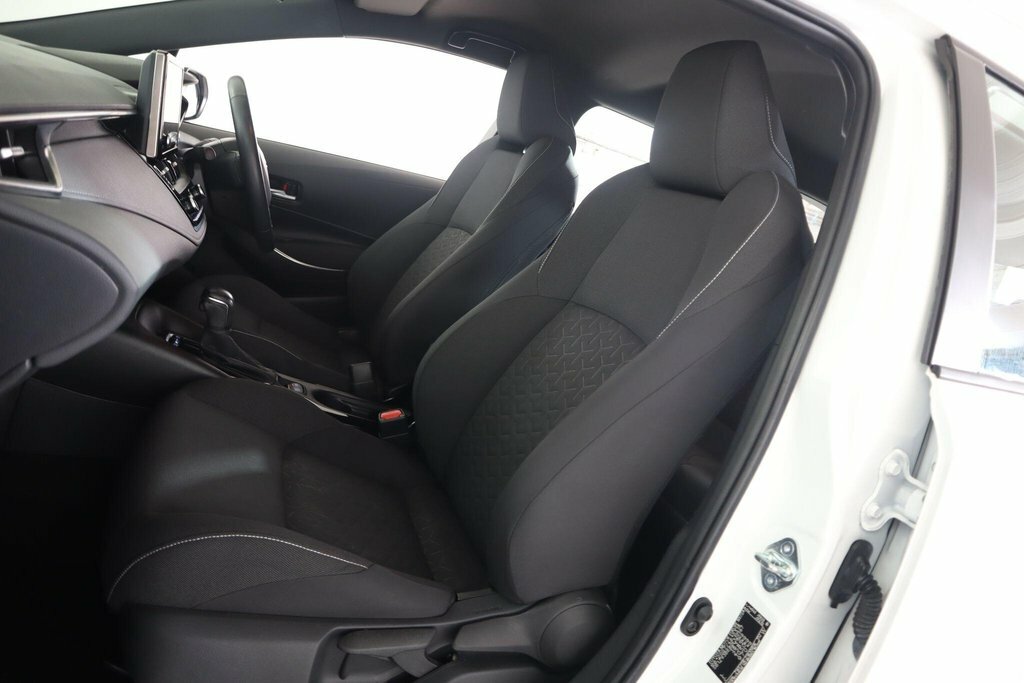 Toyota Corolla 1.8L Icon Tech White #41