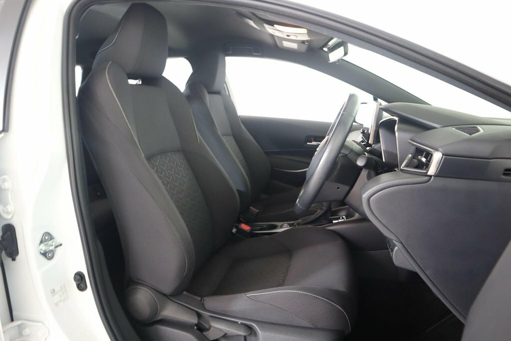 Toyota Corolla 1.8L Icon Tech White #11
