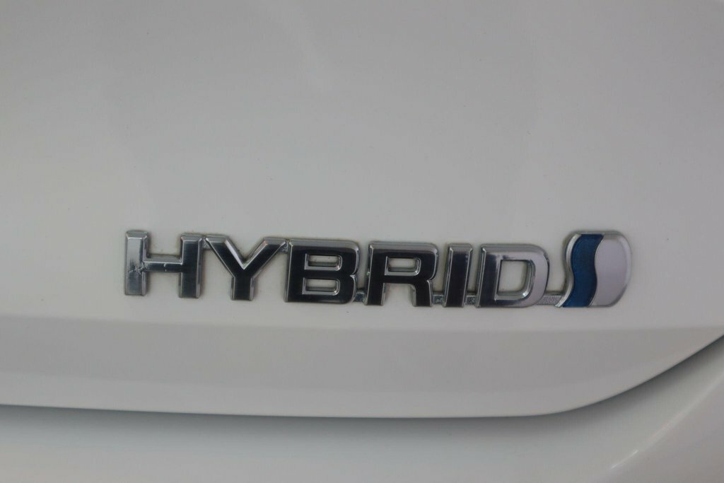 Toyota Corolla 1.8L Icon Tech White #40