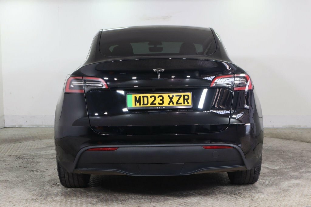 Tesla Model Y Suv Black #6