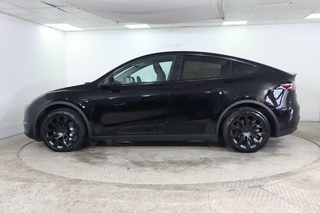 Tesla Model Y Suv Black #5