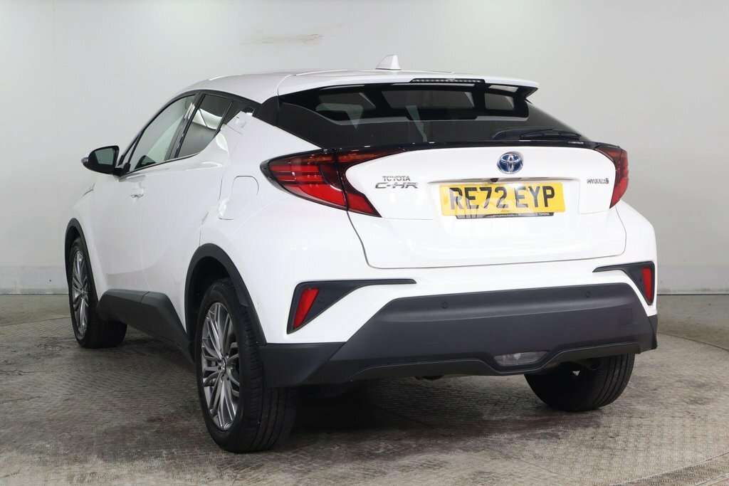 Toyota C-Hr 1.8L Excel White #4