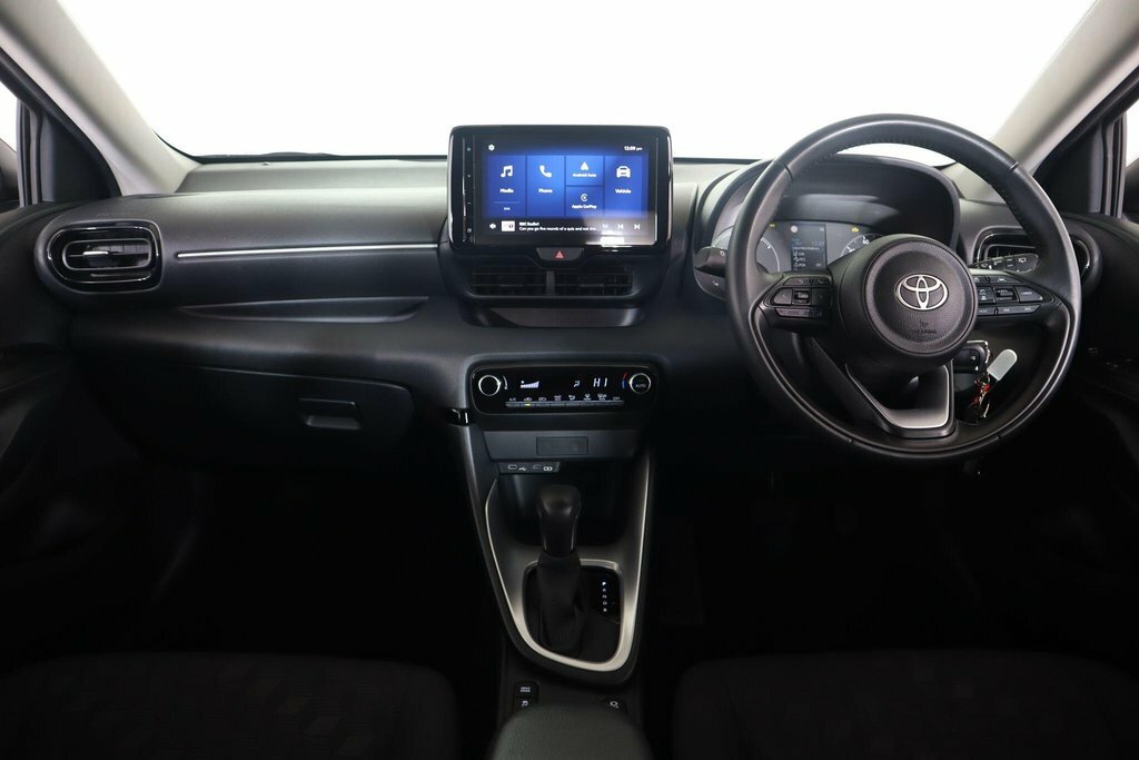 Toyota Yaris Excel Black #10