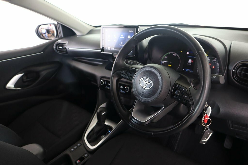 Toyota Yaris 1.5L Icon CP24FYK White #2