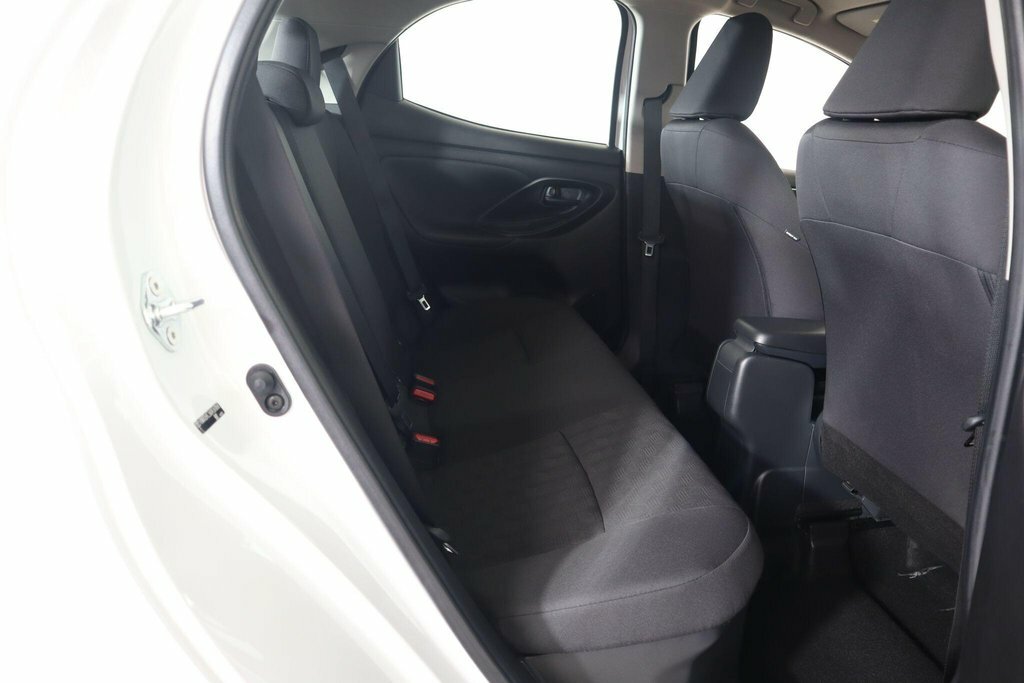 Toyota Yaris Excel Black #12