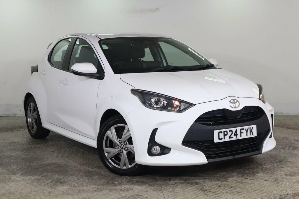 Toyota Yaris 1.5L Icon White