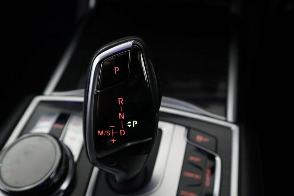 BMW 7 Series 730D M Sport Grey #10