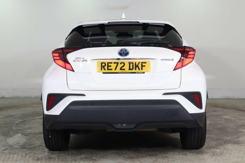 Toyota C-Hr 1.8L Excel White #5