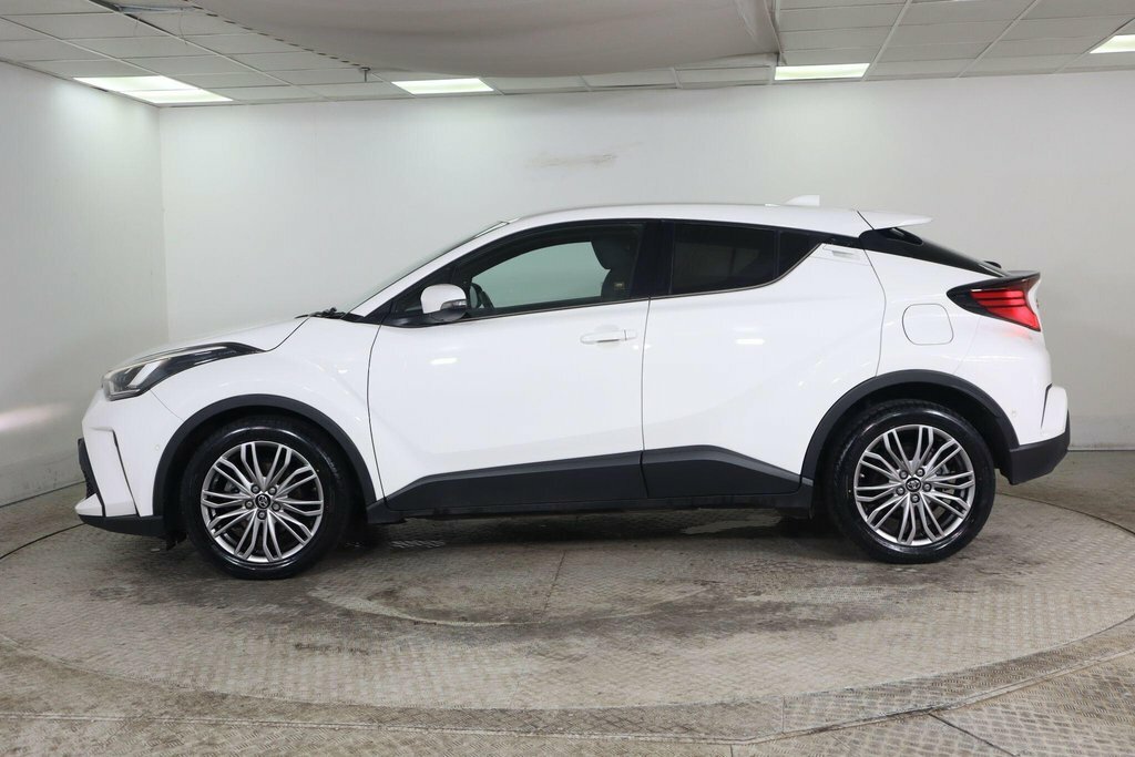 Toyota C-Hr 1.8L Excel White #4