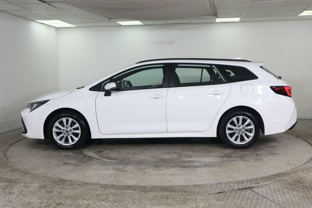 Toyota Corolla 1.8L Icon White #5