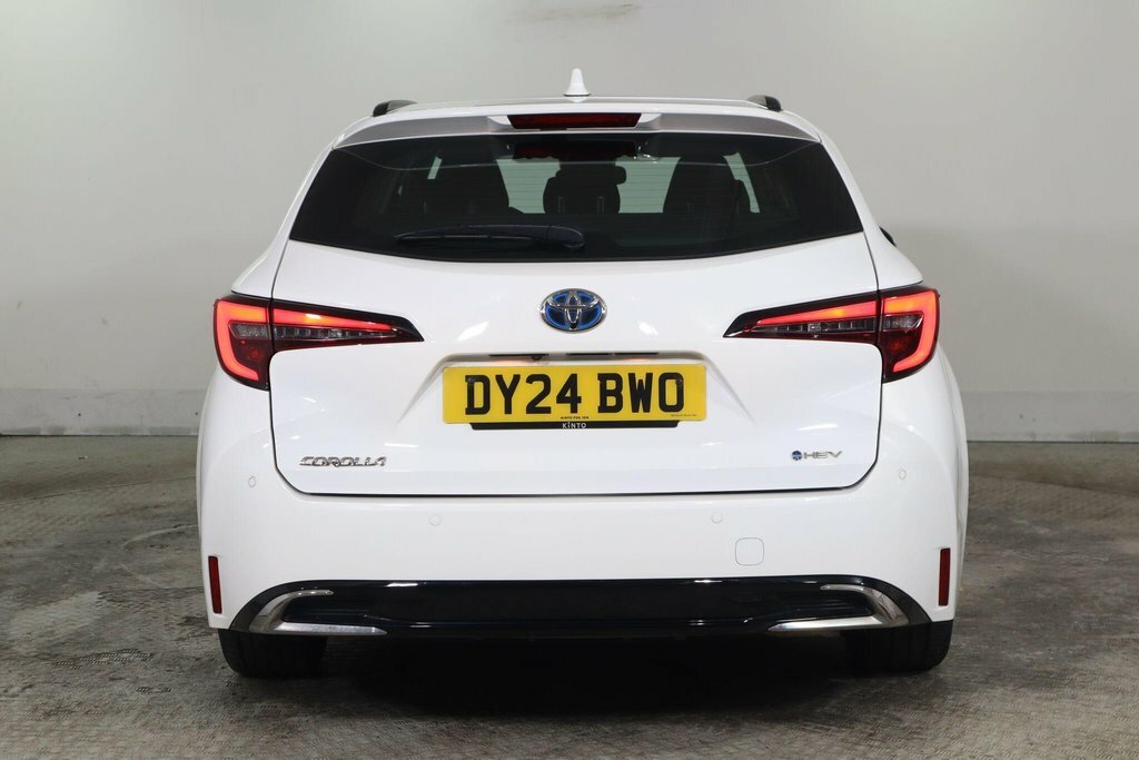 Toyota Corolla 1.8L Icon White #6