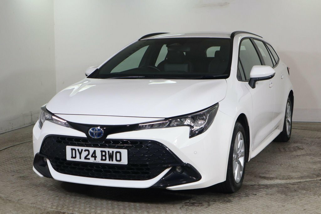Toyota Corolla 1.8L Icon White #3