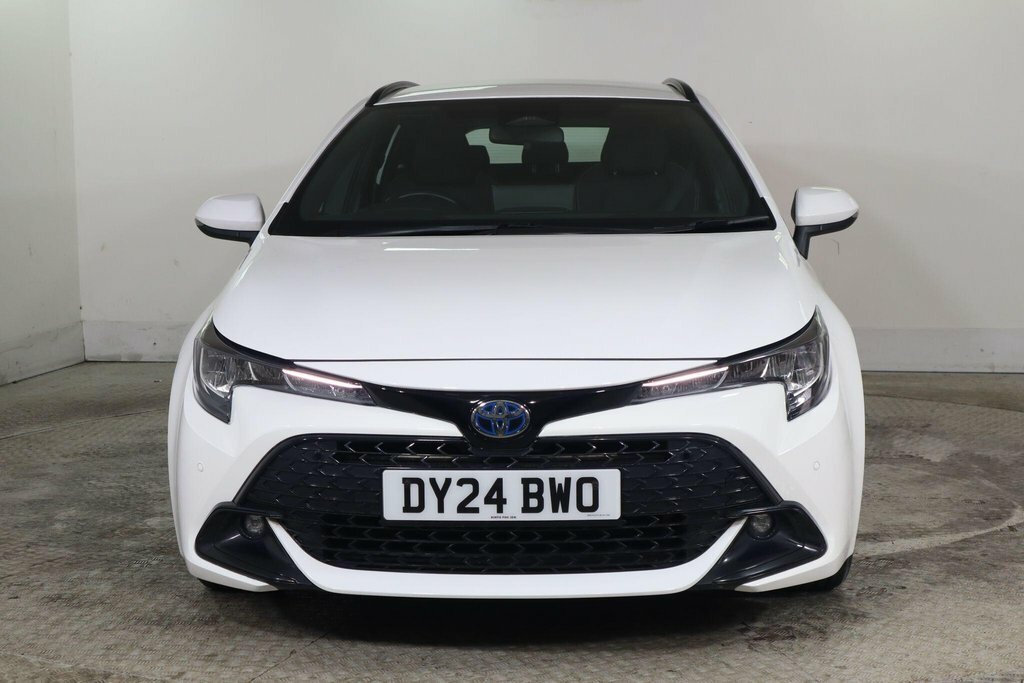 Toyota Corolla 1.8L Icon White #2