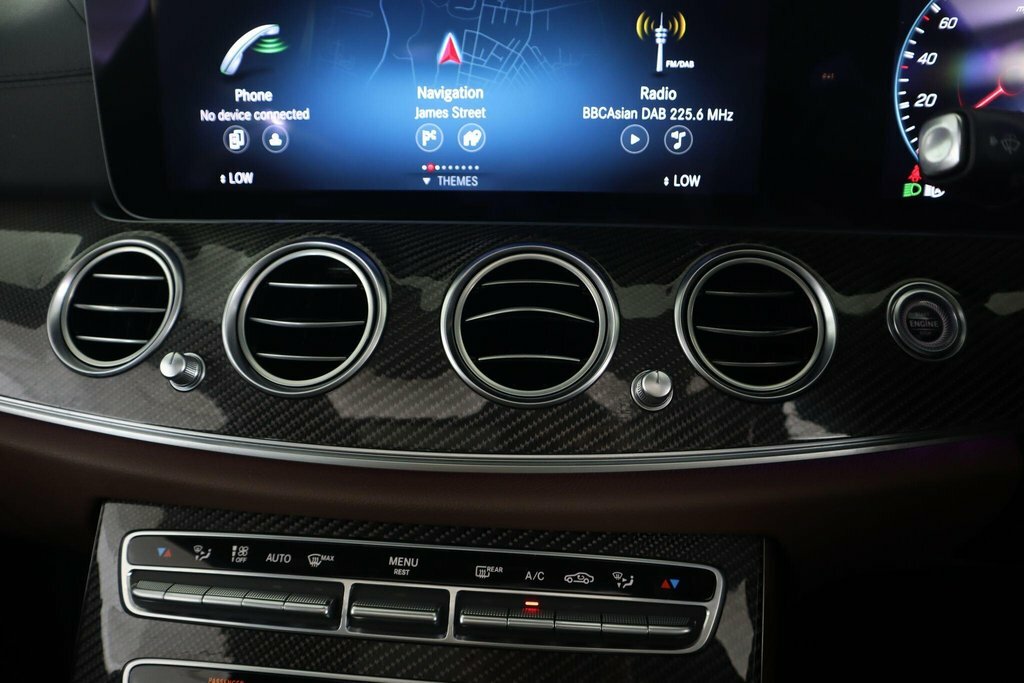 Mercedes-Benz E Class E220d Amg Line Night Ed Premium 9G-tronic Black #33