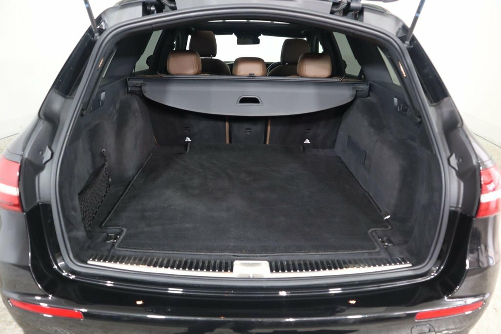 Mercedes-Benz E Class E220d Amg Line Night Ed Premium 9G-tronic Black #49