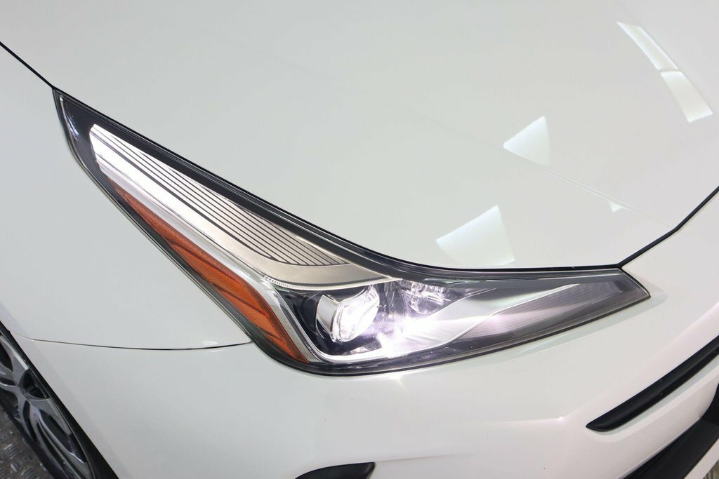 Toyota Prius 1.8 Vvti Active Cvt White #45
