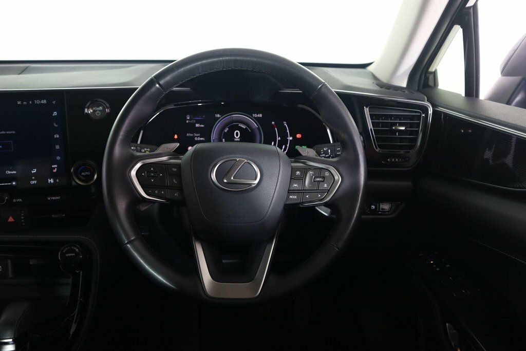 Lexus NX 2.5 450H 18.1Kwh E-cvt 4Wd Euro 6 Ss White #48