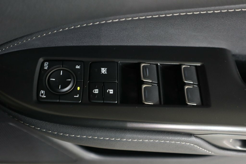 Lexus NX 2.5 450H 18.1Kwh E-cvt 4Wd Euro 6 Ss White #24