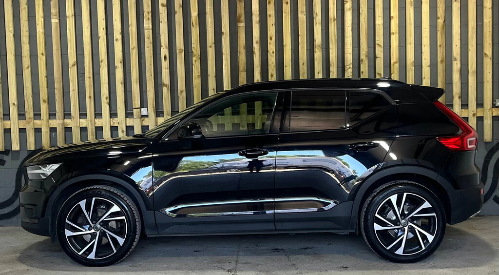 Volvo XC40 2.0 T4 R-design Pro Suv Awd Euro 6 LA18UVV Black #3