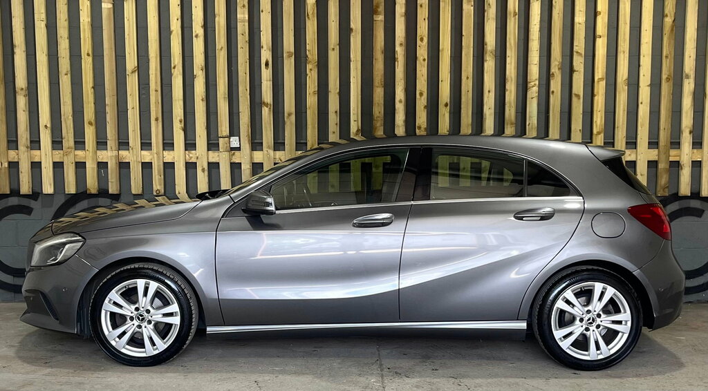 Mercedes-Benz A Class 1.5 A180d Sport Premium Hatchback 7G- RJ18KBN Grey #4
