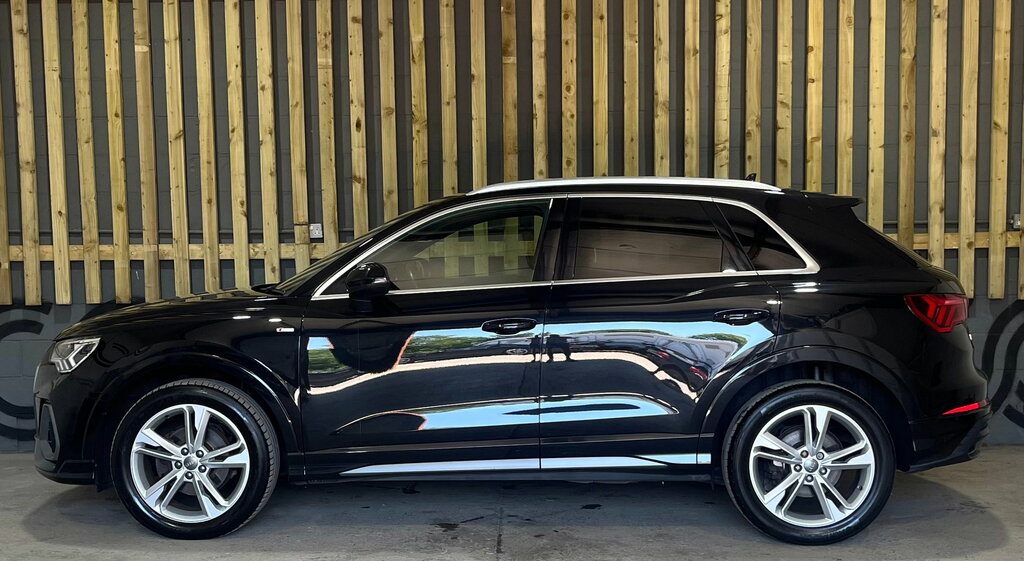 Audi Q3 2.0 Tdi 35 S Line Suv Quattro Eu Black #4