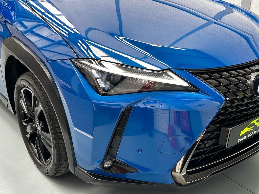 Lexus UX 300E Takumi Sun Roof 150Kw 54.3 Kwh E-cvt Silver #14