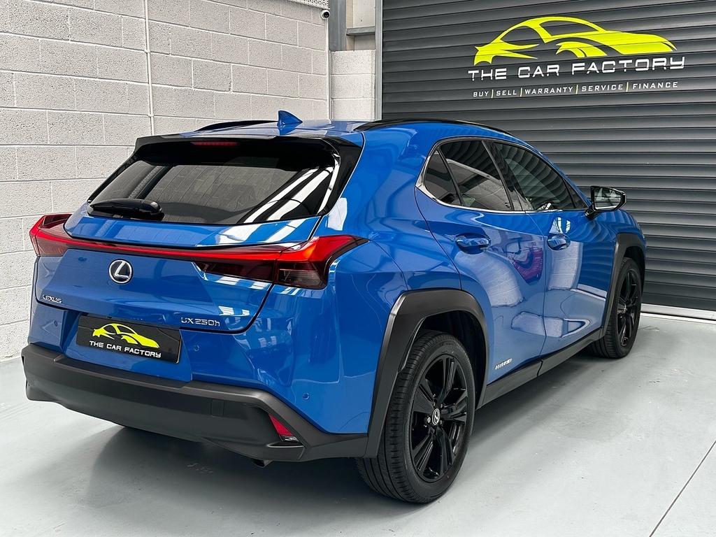Lexus UX 300E Takumi Sun Roof 150Kw 54.3 Kwh E-cvt Silver #10