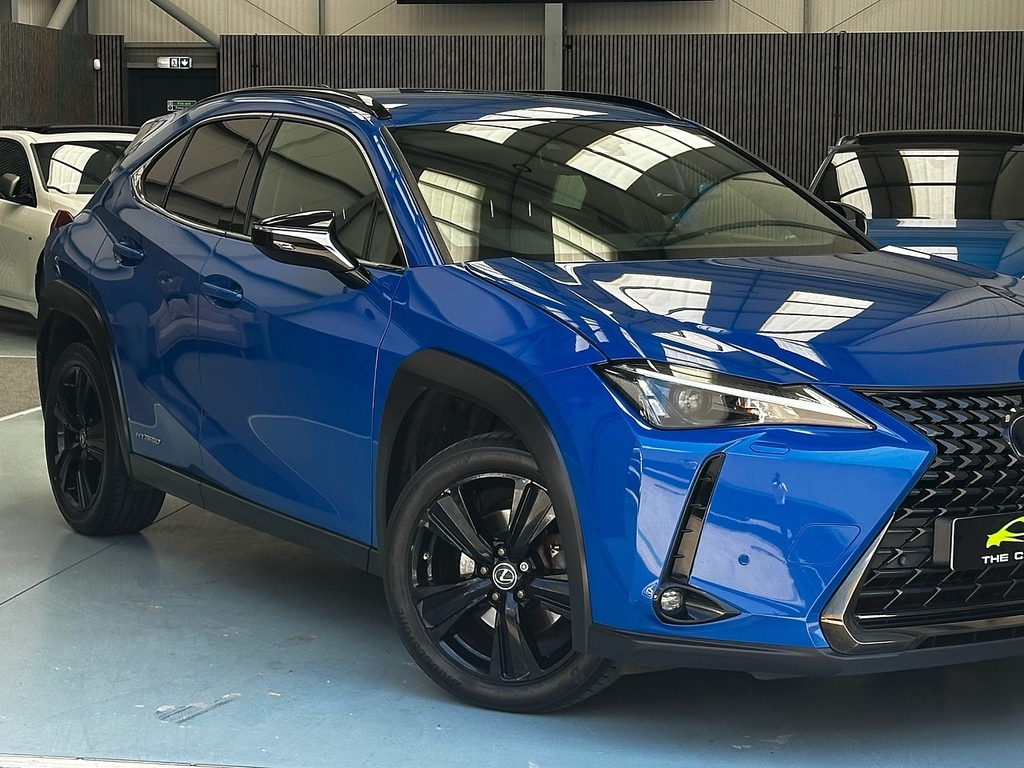 Lexus UX 300E Takumi Sun Roof 150Kw 54.3 Kwh E-cvt Silver #12