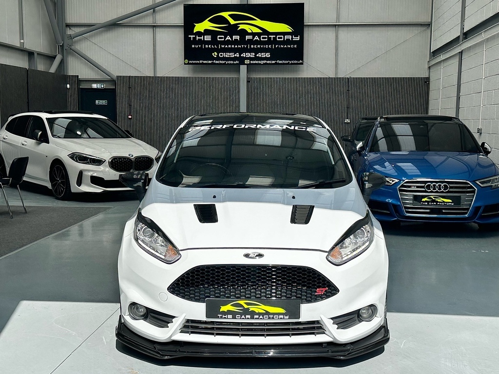 Ford Fiesta 1.6T Ecoboost St-2 Hatchback Eur BL16VWM White #5