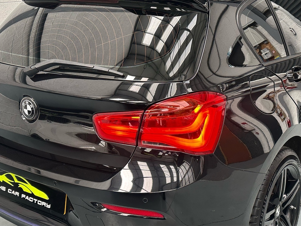 BMW 1 Series Hatchback White #19
