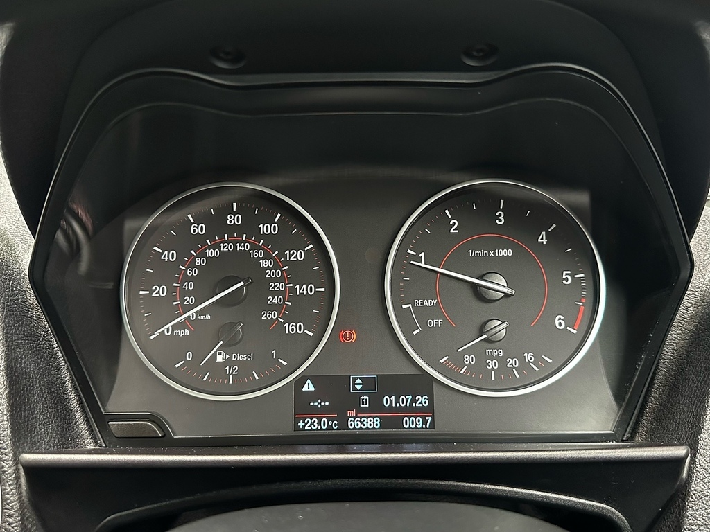 BMW 1 Series Hatchback White #40